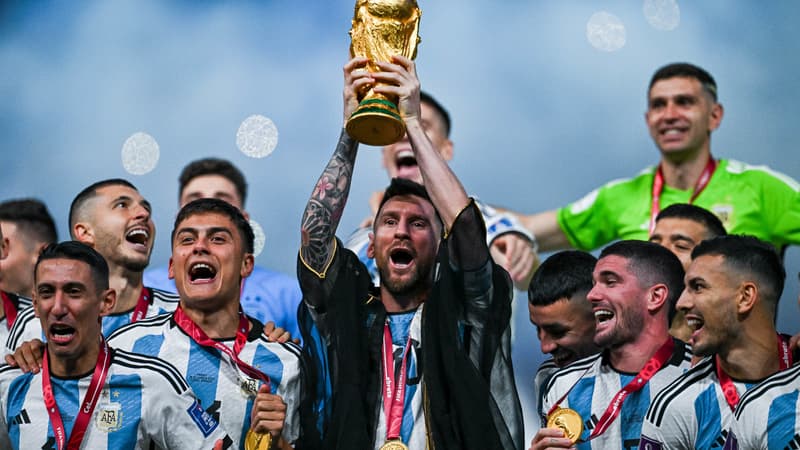 Coupe du monde 2022: le “bisht” de Lionel Messi fait un carton chez les fans argentins