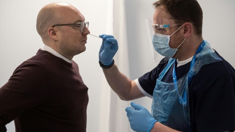 Le Royaume-Uni va aussi imposer des tests Covid obligatoires aux voyageurs en provenance de Chine