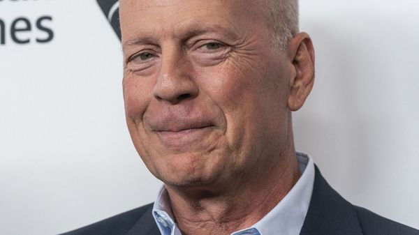 Bruce Willis malade : Demi Moore partage des photos de l’acteur souffrant d’aphasie, entouré de sa famille