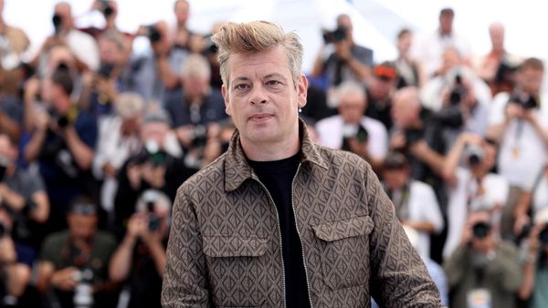 “C’était triste et beau à la fois” : ce drame que Benjamin Biolay a vécu le jour de Noël