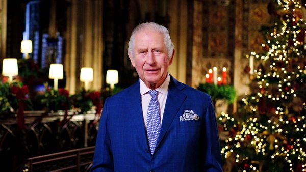 Charles III : son choix vestimentaire pour son discours de Noël était un hommage à sa mère