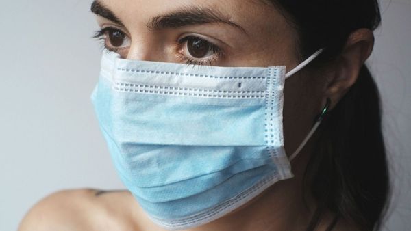 Covid-19 : vers un retour du masque obligatoire ? L’annonce choc du ministre de la Santé 