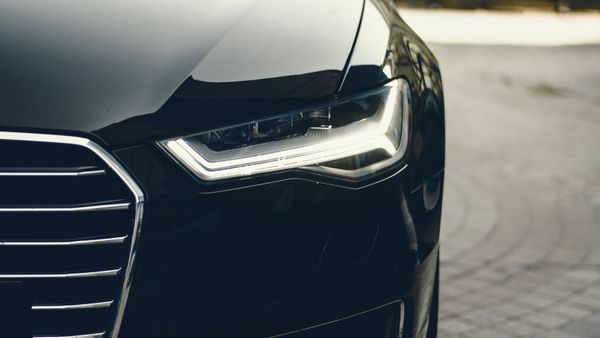 Ivre au volant, elle pense avoir heurté un plot de signalisation avant de découvrir l’effroyable vérité