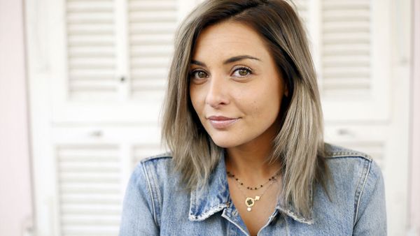 "Je ne suis pas du tout plan-cul" : Priscilla Betti très cash sur sa vie amoureuse et intime