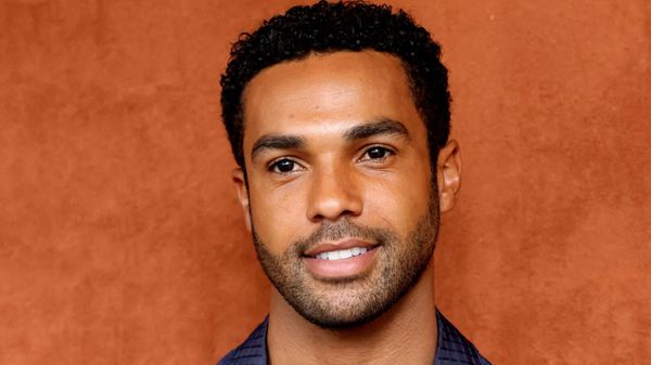 Lucien Laviscount (Emily in Paris) est-il en couple ?