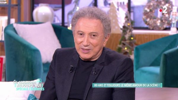 Michel Drucker nostalgique de son hospitalisation ? “Je sillonne les couloirs”