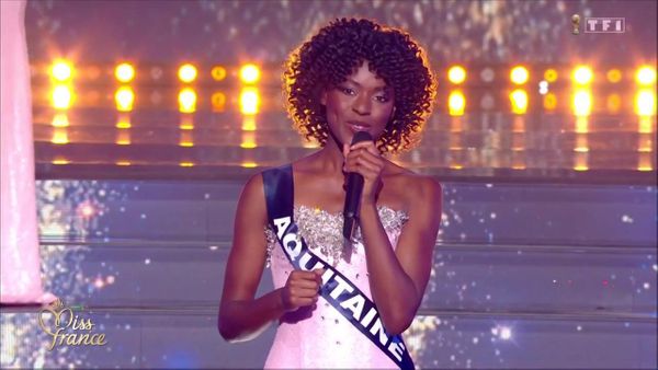 Miss France 2023 : la véritable raison pour laquelle Miss Aquitaine a été incapable d’aligner deux mots