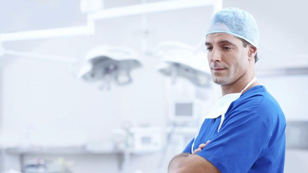 On lui refuse une hospitalisation, il réagit de façon impensable