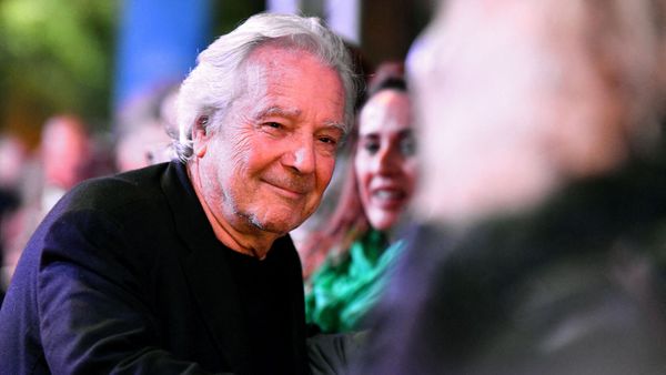 “On l’a payé très cher” : Pierre Arditi évoque avec franchise son comportement catastrophique avec son fils Frédéric