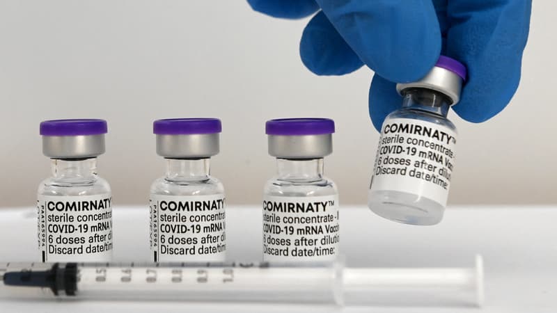 Explosion des cas de Covid: les riches Chinois se précipitent à Macao pour obtenir des vaccins ARN