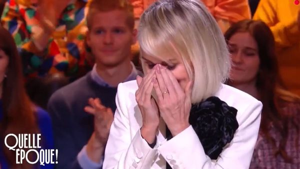 "Vous allez couper" : Laeticia Hallyday, en larmes devant Léa Salamé, raconte pourquoi elle en a voulu à Johnny
