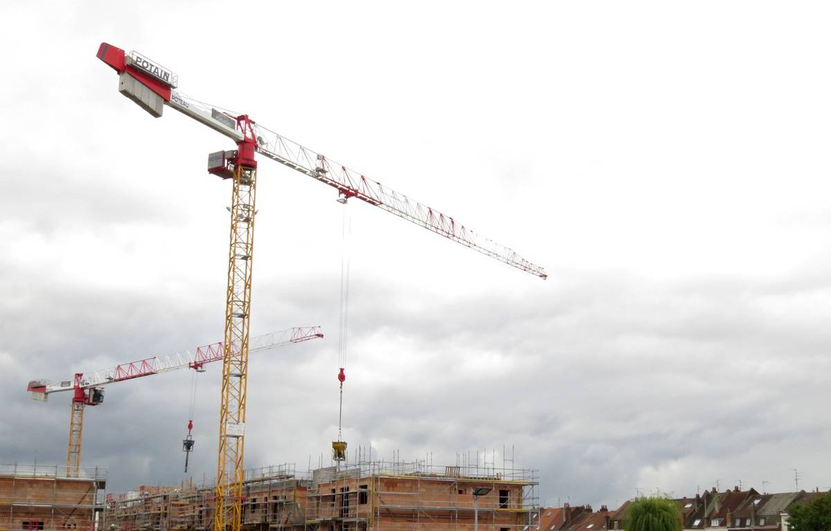 Vendée : Un homme retranché au sommet d’une grue pour contester sa condamnation