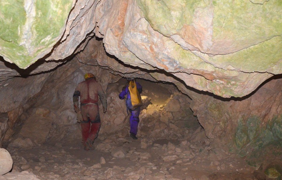 Alpes-Maritimes : Un spéléologue secouru après être resté deux jours coincé sous terre