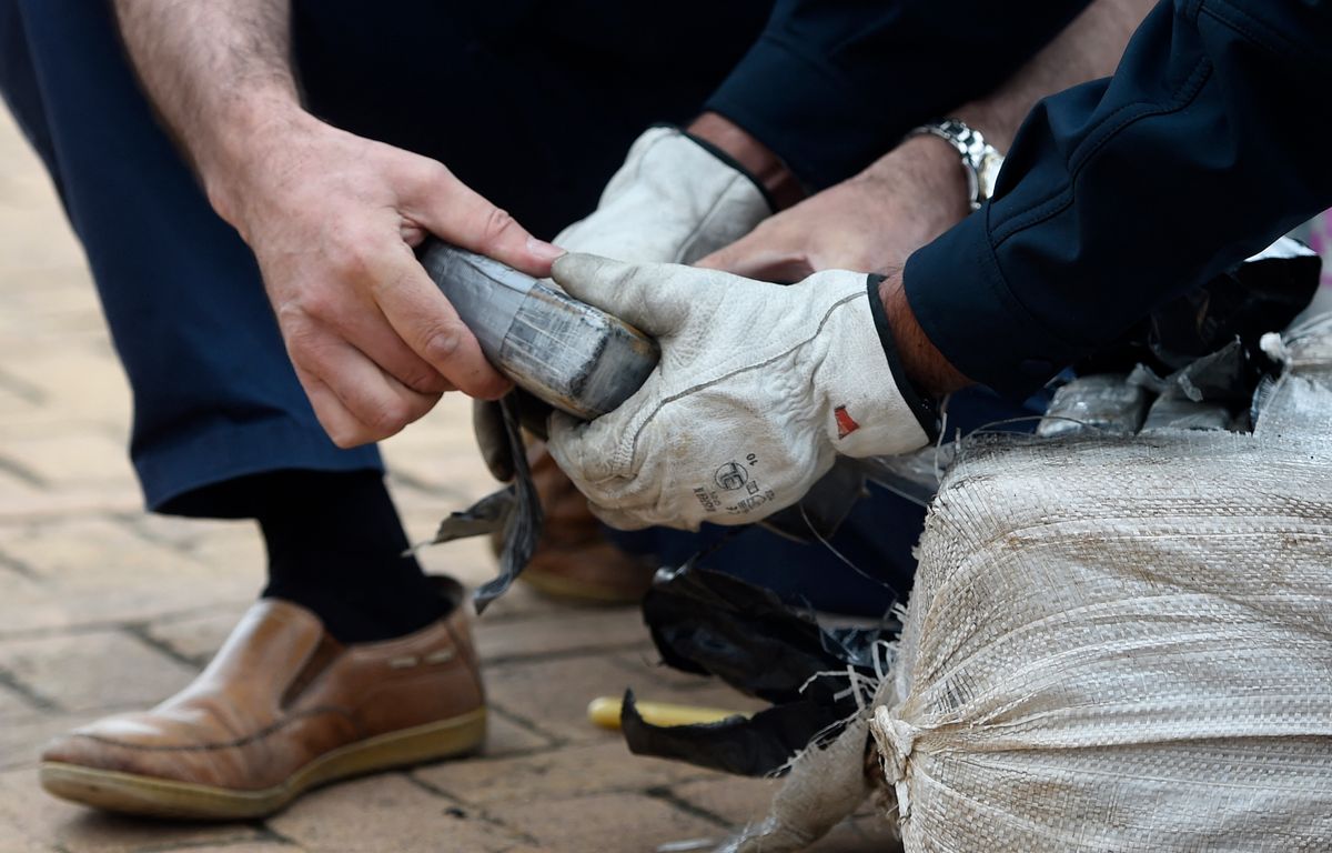 Finistère : Un patron découvre un kilo de cocaïne pure au milieu des colis livrés à son entreprise