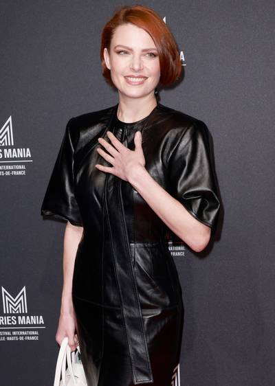 Élodie Frégé honnête sur son rapport à l’alcool: “J’ai une vraie addiction”