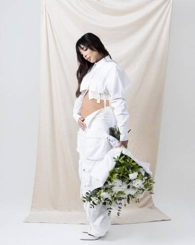 Pourquoi cette influenceuse française a annoncé sa grossesse… alors qu’elle n’est pas enceinte