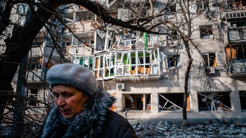 Ukraine: au moins 5 morts et 27 blessés dans une frappe russe sur un immeuble d’habitation