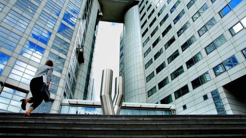 Enquête sur des crimes de guerre présumés en Ukraine: rencontre de ministres de la Justice en mars pour soutenir la CPI