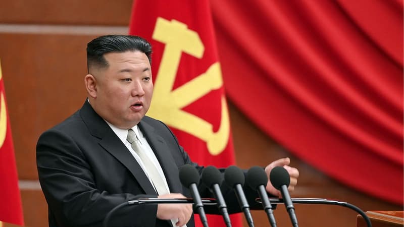 Kim Jong Un appelle à “l’augmentation exponentielle” de l’arsenal nucléaire nord-coréen
