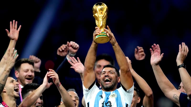 Coupe du monde 2022: Aguëro allume Zlatan après ses critiques sur le comportement des Argentins