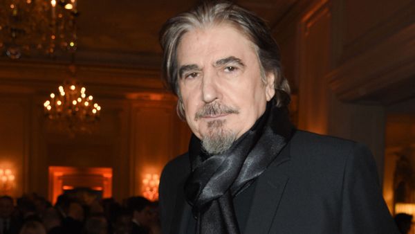 "C’était un monstre" : les confidences crues et difficiles de Serge Lama sur la toxicité de sa mère