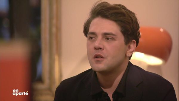 “Ça commence à me casser les cou*****” : Xavier Dolan perd totalement son sang-froid sur le plateau d’En aparté