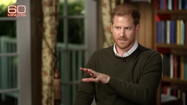 “Camilla était dangereuse” : le prince Harry sort l’artillerie lourde contre sa “vilaine” belle-mère