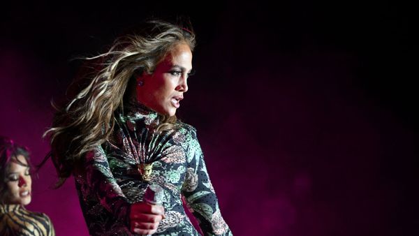 Jennifer Lopez : sa surprenante vérité sur le légendaire baiser entre Madonna et Britney Spears 