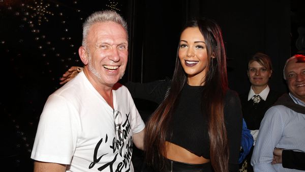 Nabilla pleine de gratitude : sa tendre déclaration à Jean-Paul Gaultier sur le plateau de C à Vous