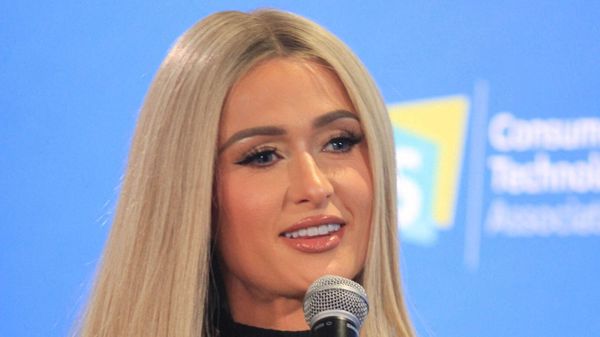 Paris Hilton maman ! L’héritière de 41 ans a accueilli son premier enfant, un joli cliché dévoilé