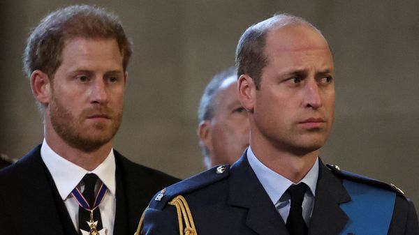 Prince Harry projeté au sol et violenté par William ? Les premières révélations chocs de ses mémoires