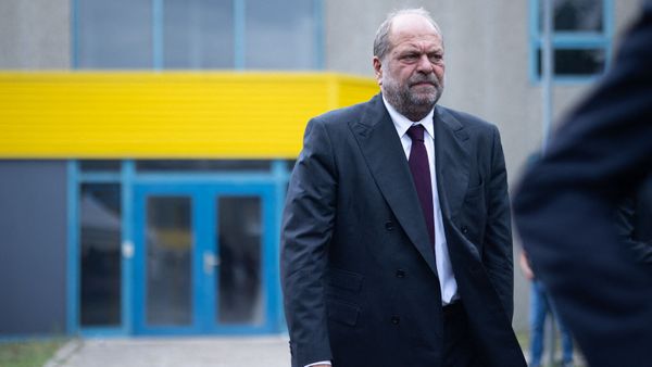 Raphaël Dupond-Moretti accusé de violences conjugales : ce que sa compagne aurait raconté aux gendarmes