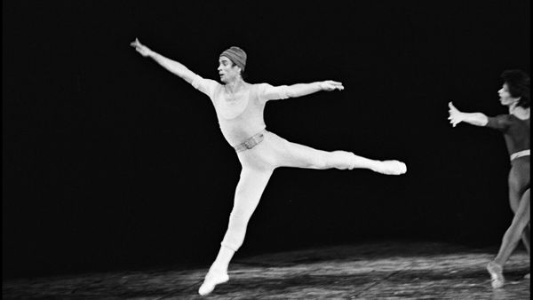 Rudolf Noureev :  de quoi est mort le célèbre danseur à 54 ans seulement ?