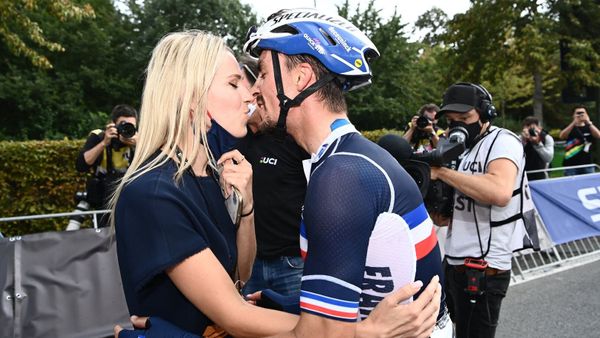 “Sa femme était là” : Marion Rousse prise à partie par le boss de Julian Alaphilippe