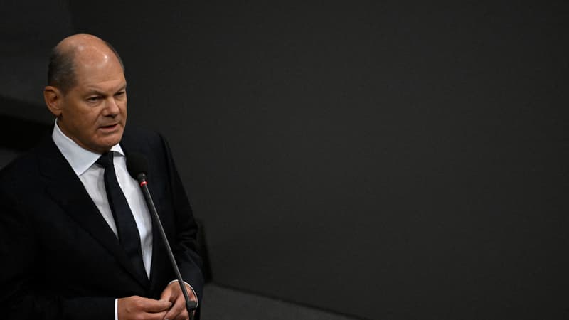 Olaf Scholz valide la livraison des chars Leopard à l’Ukraine mais tient à “empêcher une escalade”