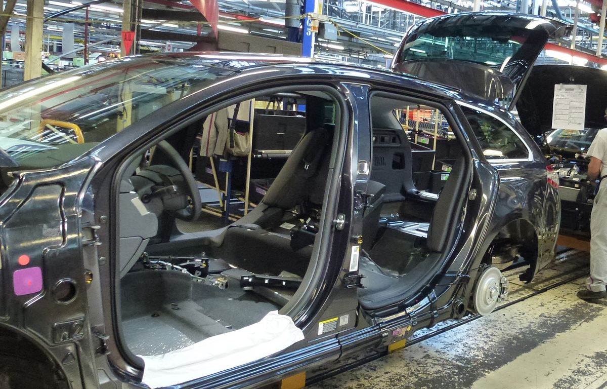 Sochaux : Un intérimaire de Stellantis suspecté d’un incendie qui a endommagé 52 voitures toutes neuves