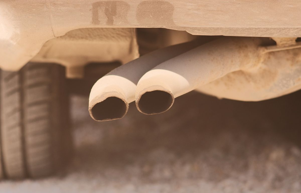 Isère : Un octogénaire meurt dans son garage asphyxié par les gaz d’échappement de sa voiture