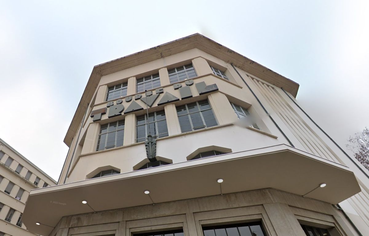 Lyon : La Bourse du travail fermée par mesure de sécurité pour des fissures dans le carrelage