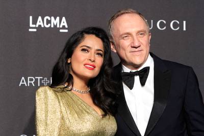 “Ils m’ont traînée à la mairie”: la folle anecdote de Salma Hayek sur son mariage avec François-Henri Pinault
