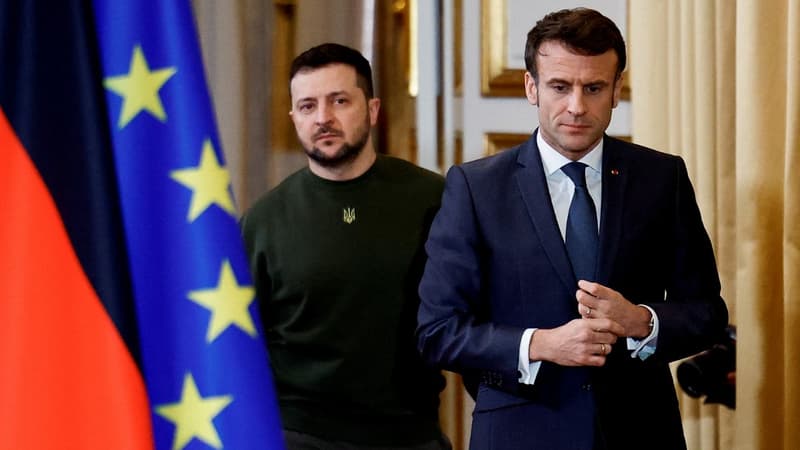 “Macron perd son temps”: Zelensky juge “inutile” un dialogue avec Poutine, un an après le début de la guerre en Ukraine