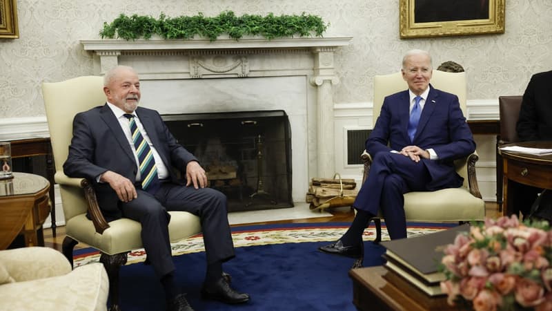 Biden et Lula se jurent de défendre une démocratie “mise à l’épreuve” dans leurs pays