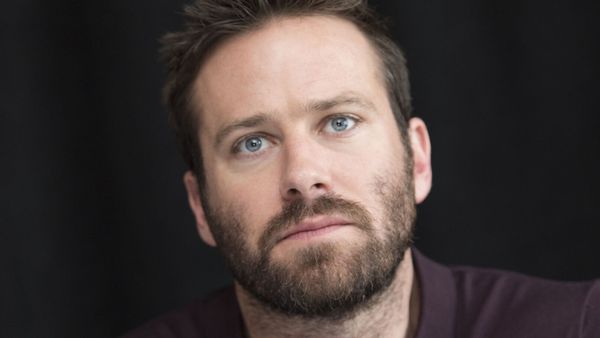 Armie Hammer : accusé de cannibalisme et de viol, l’acteur sort du silence