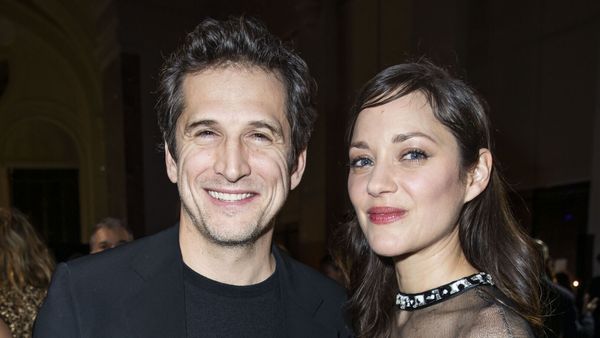 "Eh bien, je couche avec" : cette blague de Marion Cotillard sur Guillaume Canet qui remet les pendules à l’heure