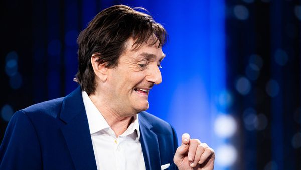 Pierre Palmade victime d’un AVC : le comédien transféré, son pronostic vital pas engagé