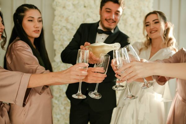 Sa sœur organise un mariage sans alcool son mari refuse d’y assister