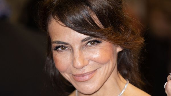 Sandra Sisley détruit Kelly Vedovelli et prend la défense de Joy Hallyday qualifiée de "pute" par la chroniqueuse