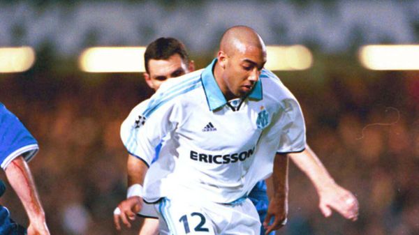 Stéphane Dalmat : "Champagne toute la journée", "arrêts cardiaques"… La confession choc de l’ex-star du foot