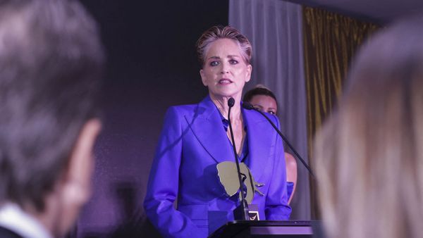 Terrible deuil pour Sharon Stone : après son neveu de 11 mois, elle perd brutalement son frère de 57 ans
