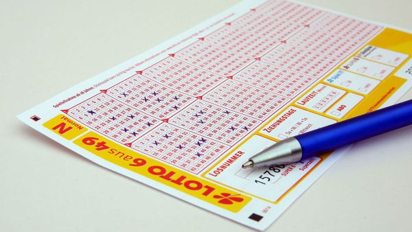 Une erreur bénéfique ! Il remporte 17 millions au loto