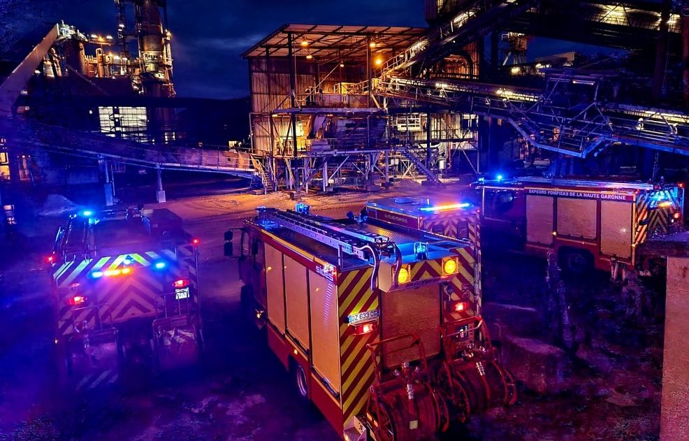 Haute-Garonne : Un impressionnant incendie se déclare dans une usine de pâte à papier classée Seveso